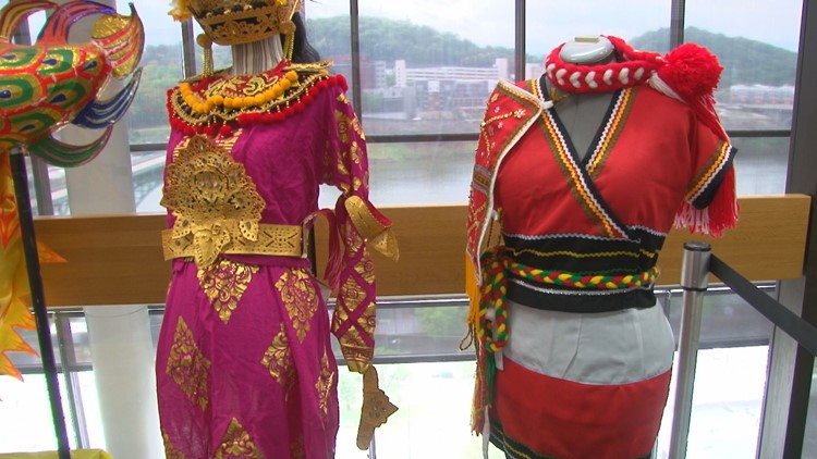 Knox County Asian Americans share their favorite costumes and outfits in temporary exhibit Knox County Asian Americans share their favorite costumes and outfits in temporary exhibit