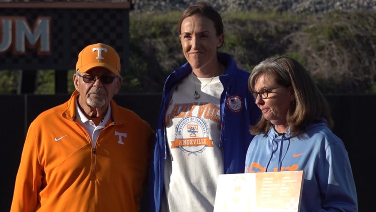Tennessee softball celebrates career of LVFL Monica Abbott