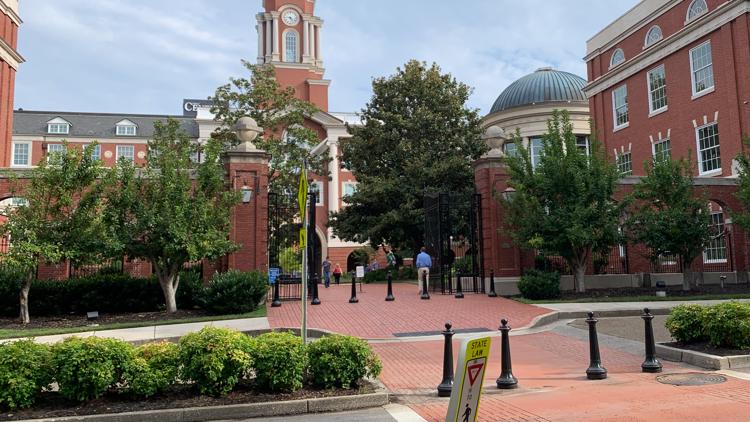 Knoxville hosts five court officials from Uzbekistan, sponsored by U.S. exchange program