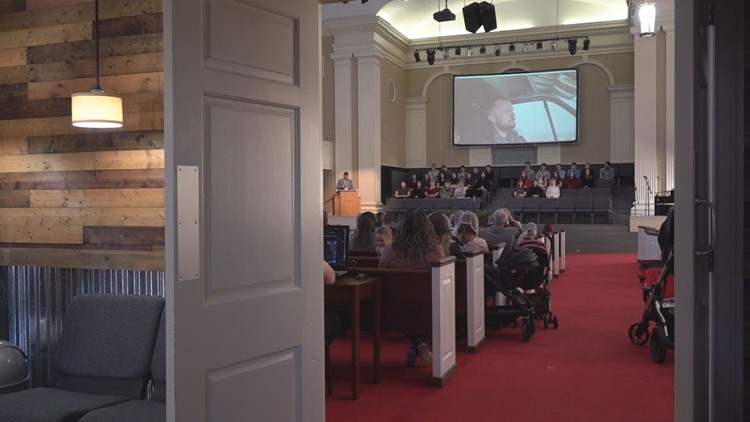 Prayer is the most important weapon | Slavic Gospel Church preaches peace in Ukraine