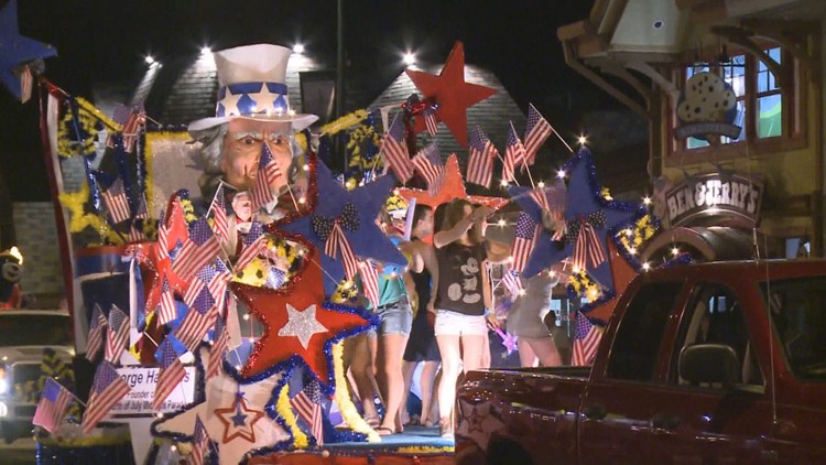 Gatlinburg to host annual Fourth of July midnight parade, kicking off early Tuesday morning