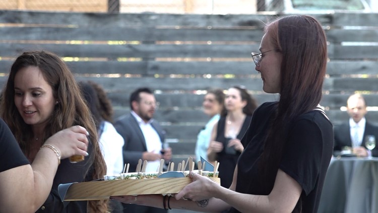 Centro Hispano hosts biggest fundraiser of the year &mdash; the Latino Awards