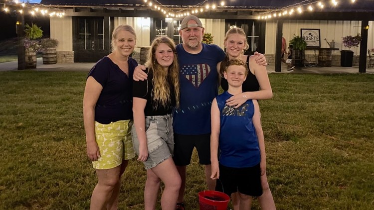 Buddy Check 10: Nonprofit gives terminal breast cancer fighters a week-long vacation from cancer