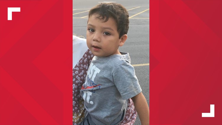 Authorities searching for parents of toddler found alone near Highland Park Elementary School in Loudon Co.