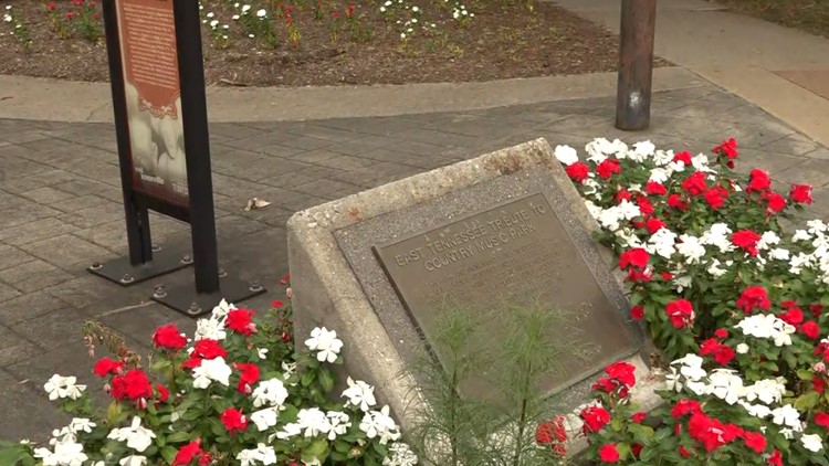 Knoxville leaders working to redesign Cradle of Country Music Park