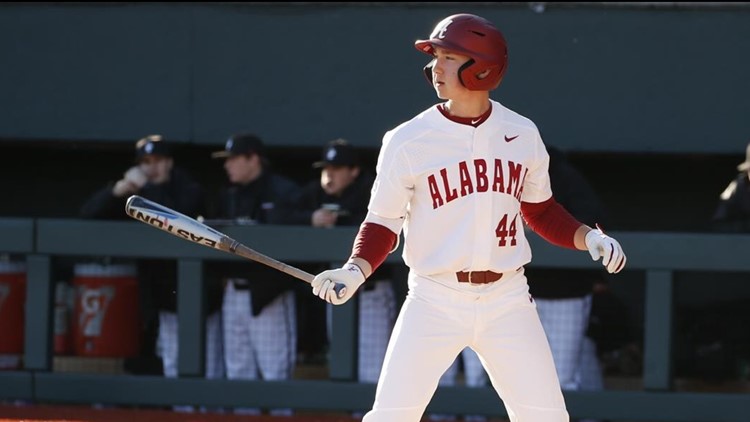 Tennessee baseball lands Alabama graduate transfer third baseman Zane Denton