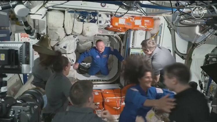 Boeing Starliner and an East Tennessee astronaut may remain in space until next year