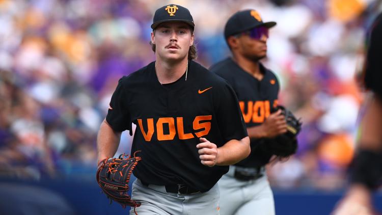Dylan Loy earns NCBWA Freshman All-America honors
