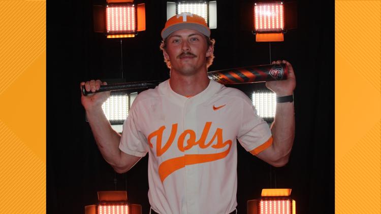 Niagara first baseman Eric Rataczak announces commitment to Tennessee baseball