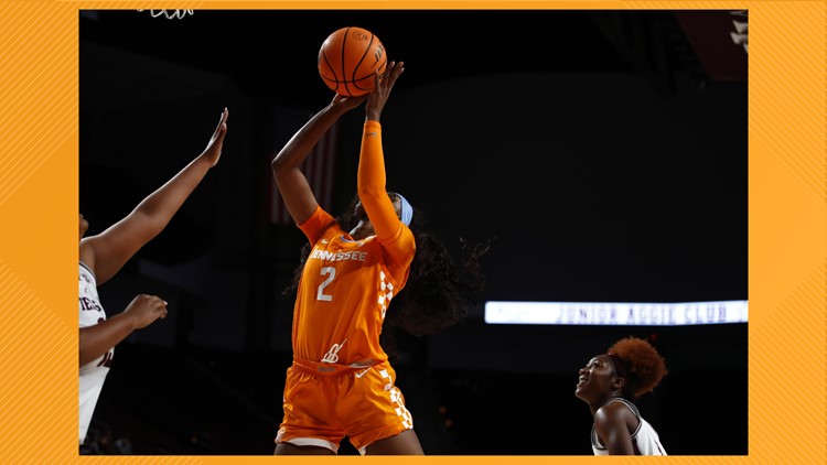 Tennessee wins against Texas A&M, 62-50