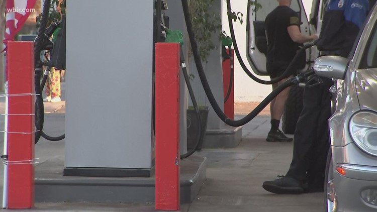 AAA: Memorial Day weekend gas prices will reach their highest since 2014