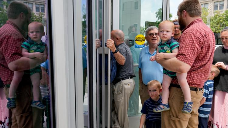 Federal judge sentences 4 anti-abortion activists for a 2021 Tennessee clinic blockade
