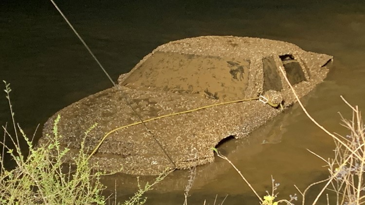 YouTuber finds car with human remains in Melton Hill Lake, linked to missing person case from 2005