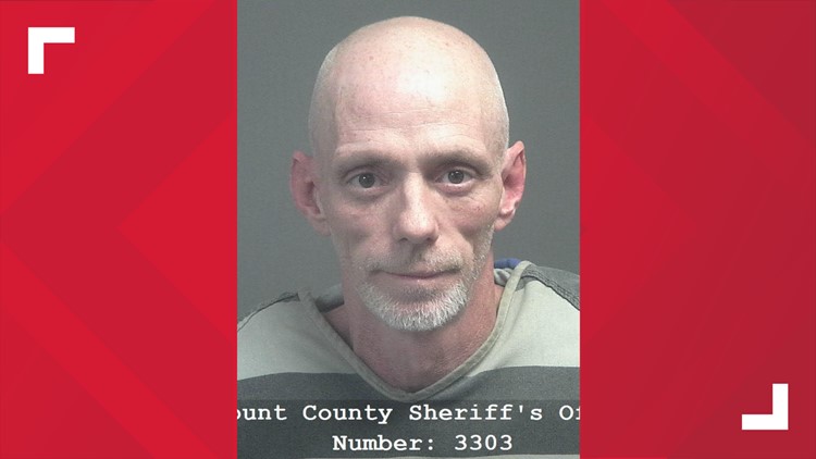 BCSO searching for man on probation for burglaries and thefts after he cut off his ankle monitor