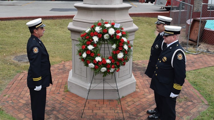 Knoxville Fire Department honors fallen firefighters in memorial service