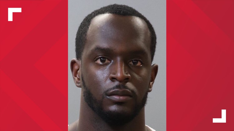 Former schools employee accused of using job in attempt to have sex with minors