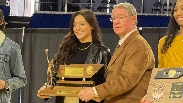 Bearden Lady Bulldog, Jennifer Sullivan, wins Class 4A Miss Basketball