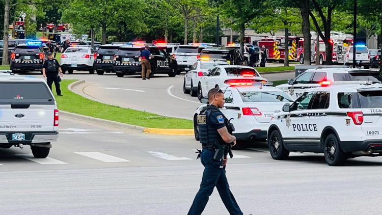 Tulsa police: 3 killed in shooting at medical building