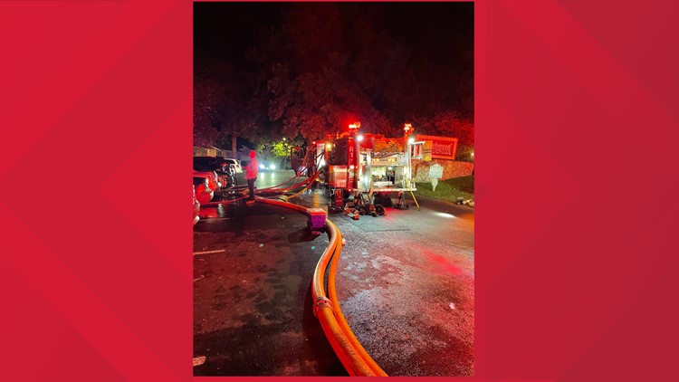 KFD: 11 people displaced after apartment fire