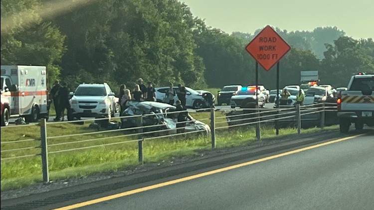 TDOT: 7 car crash blocks left lane of westbound Pellissippi Parkway near Northshore Drive