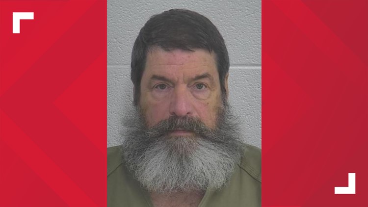 Knoxville postal employee accused of sexually abusing teen boy
