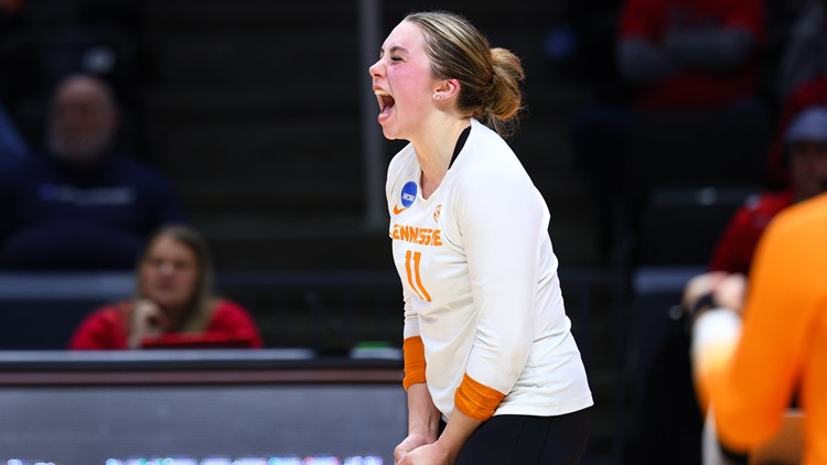Tennessee volleyball defeats Western Kentucky, advances to NCAA Tournament Sweet 16