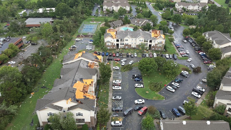 NWS: Preliminary assessment shows West Knox County apartment complex hit by EF-2 tornado