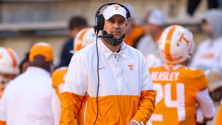 Tennessee to play West Virginia in Liberty Bowl
