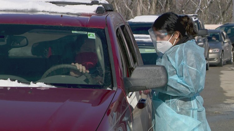 Health care workers face burnout amid Omicron surge