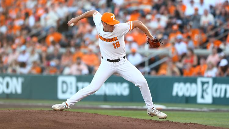 No. 1 Tennessee tops Northern Kentucky in opening game of NCAA Tournament Regional, 9-3