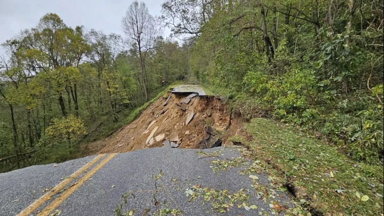 NPS: Blue Ridge Parkway closed until further notice NPS: Blue Ridge Parkway closed until further notice