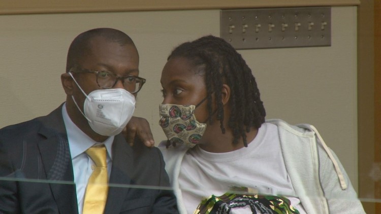 Knox County grand jury will review charges against protesters accused of disrupting meetings Knox County grand jury will review charges against protesters accused of disrupting meetings