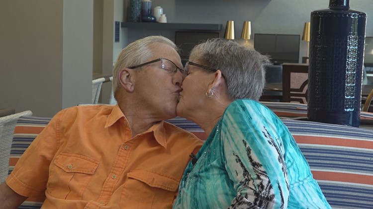 East Tennessee seniors struggle with fixed income as they prepare for prom night