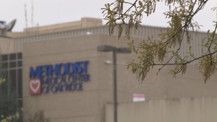 Oak Ridge nurse credits hospital colleagues for saving her life from COVID-19 Oak Ridge nurse credits hospital colleagues for saving her life from COVID-19