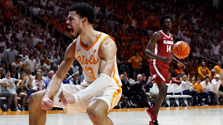 Tennessee forward Olivier Nkamhoua enters transfer portal