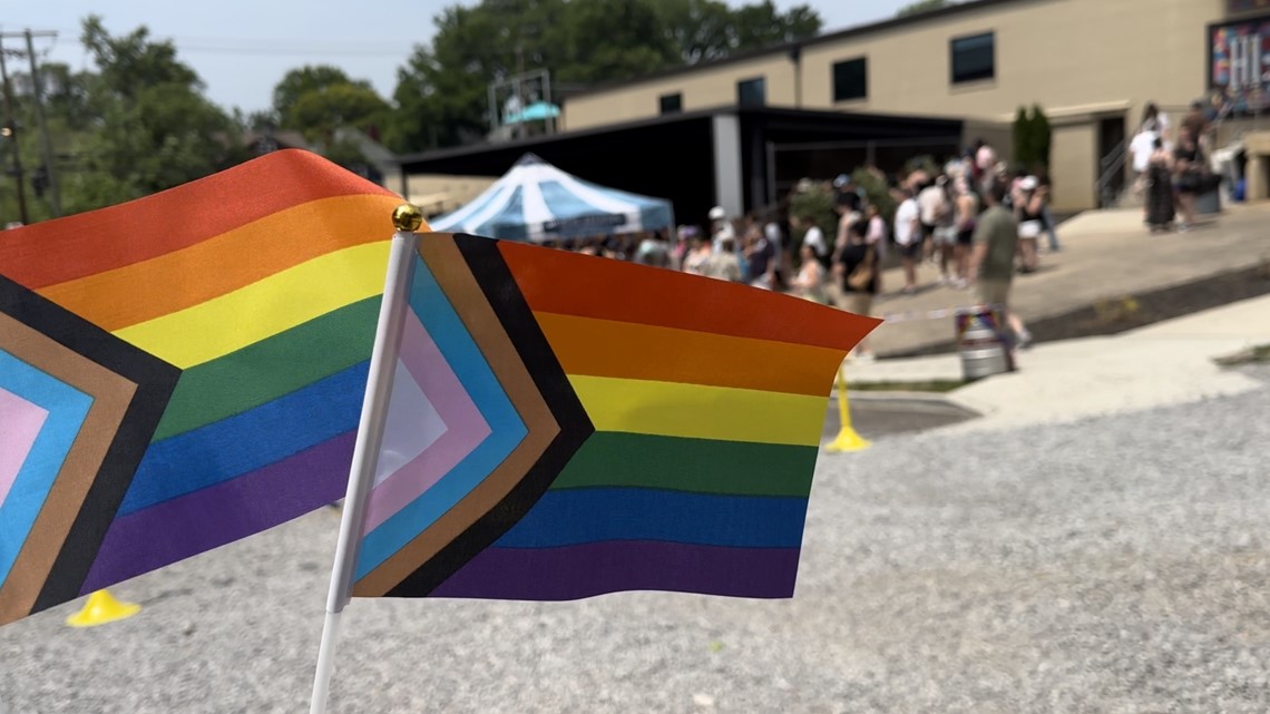 Federal judge blocks Blount Co. District Attorney from enforcing Tennessee's anti-drag law at Blount Pride festival - Vimarsana News