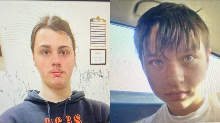 Scott County deputies searching for two escaped juvenile inmates who attacked correctional officer