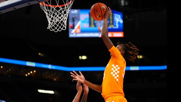 Lady Vols back in win column, beat Arkansas handily 93-63