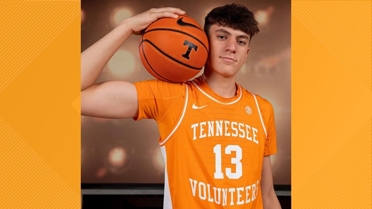 Vols forward J.P. Estrella out for the season with foot injury