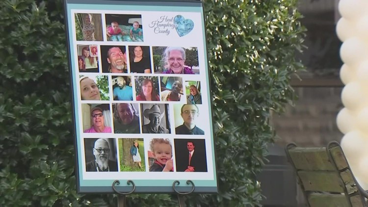 Waverly community holds candle-lit vigil remembering devastating floods 1 year later