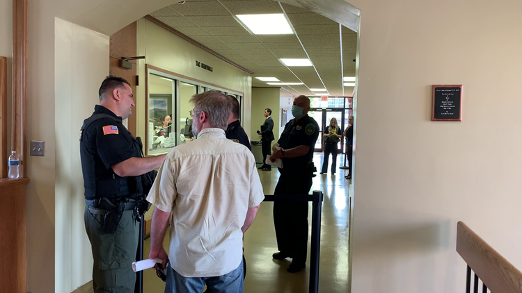 Developing Story: FBI raids Sevier County Courthouse