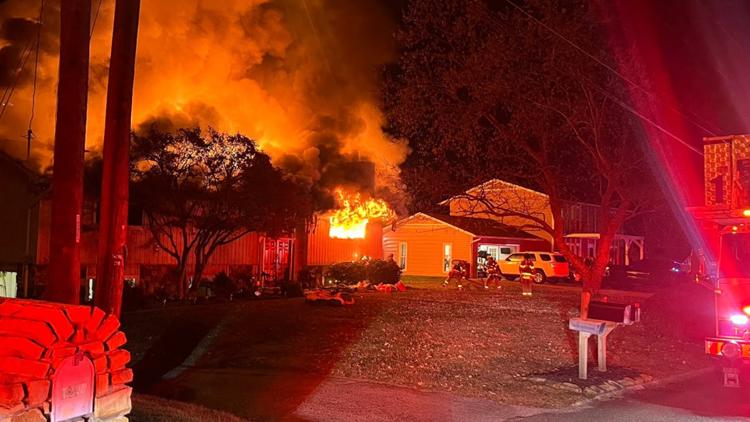 Rural Metro: No injuries reported after house fire in Hardin Valley