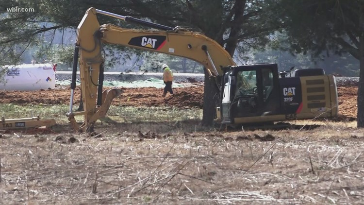 Alcoa Amazon distribution center launch delayed by roughly a year