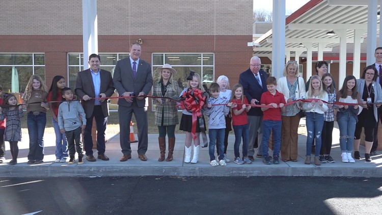Knox Co. Schools celebrates opening new school building