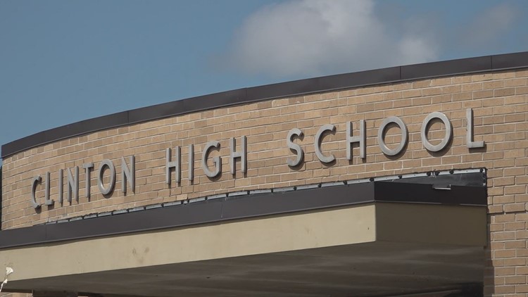 Two teachers fired, principal resigns amid grade fixing investigation in Anderson County Schools