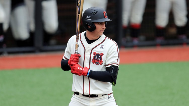 Tennessee baseball gets transfer commit from Cincinnati outfielder Griffin Merritt