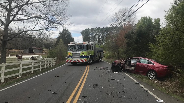 Rural Metro: One person extracted after crash in West Knoxville