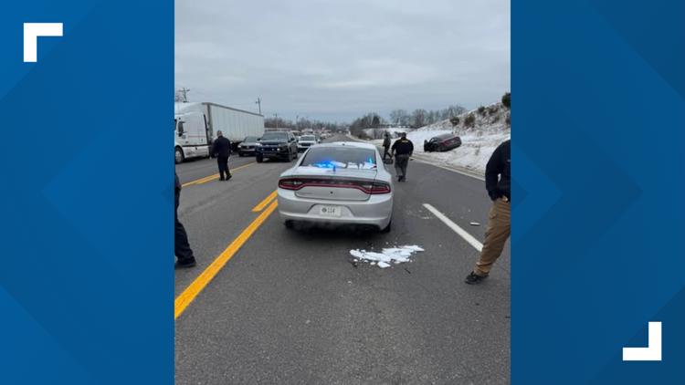 Tazewell officer hit after driver fails to yield, crashes into cruiser