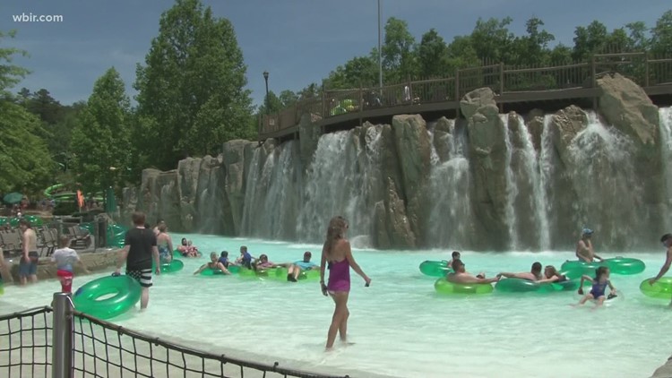 Guests make a splash as Dollywood Splash Country opens for summer fun Guests make a splash as Dollywood Splash Country opens for summer fun