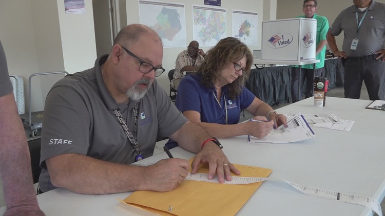 South Knoxville neighbors organize event to increase voter turnout for upcoming local election